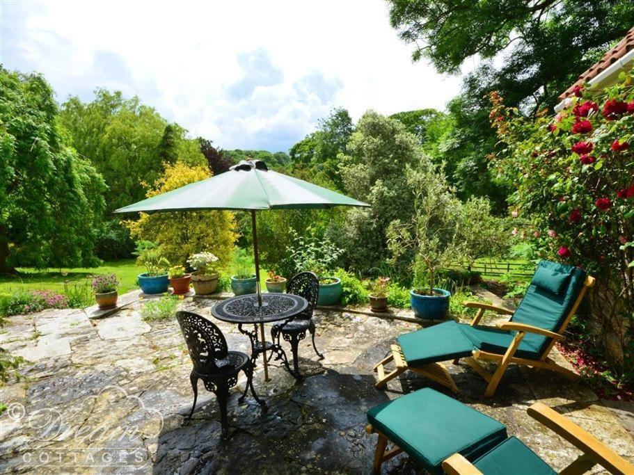 Sixpenny Cottage Upwey Esterno foto